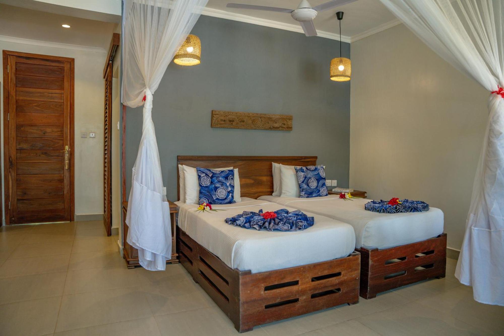 มิชัมวี ซันเซ็ต เบย์ รีสอร์ต Hotel Michamvi Kae ภายนอก รูปภาพ