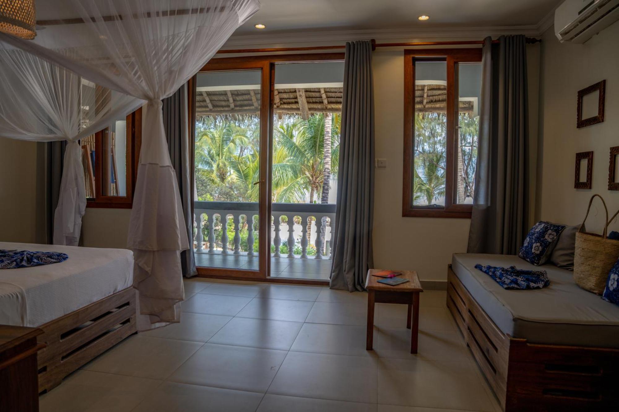 มิชัมวี ซันเซ็ต เบย์ รีสอร์ต Hotel Michamvi Kae ภายนอก รูปภาพ
